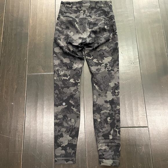 Lululemon Wunder Train High-Rise Tight 28" Lace Black Women's Size 6 - Picture 4 of 4